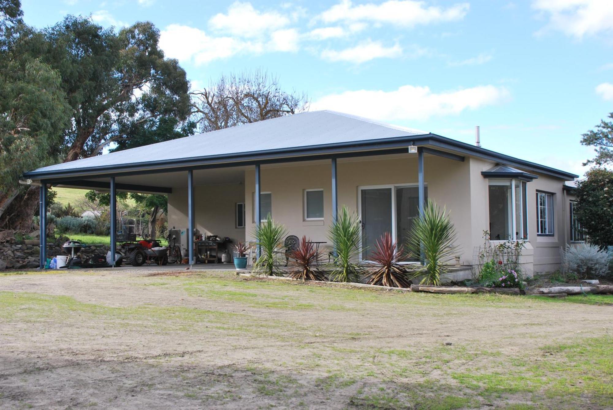 Back Valley Farmstay Bed And Breakfast ビクターハーバー エクステリア 写真